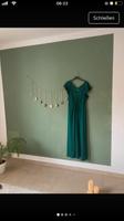 Kleid samtgrün Gr. M/L Niedersachsen - Lastrup Vorschau
