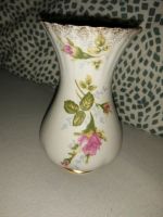 Vase, aus Polen, Porzellan, ca. 12 cm hoch Niedersachsen - Bremervörde Vorschau