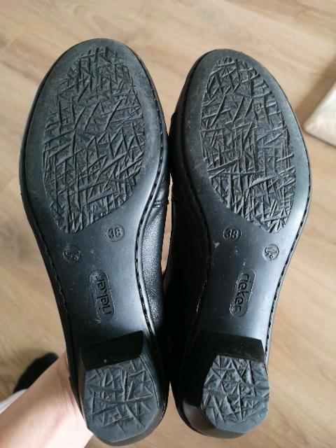 Damen Rieker Leder Pumps/Stiefeletten Größe 38 schwarz in Gemünden (Wohra)