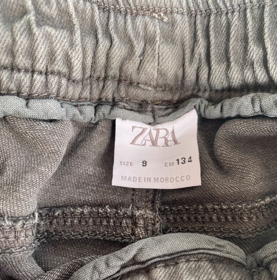 Zara Jeans / Jogger, Größe 134 in Putzbrunn