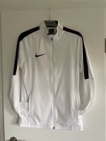 Nike Trainingsjacke Herren weiß Größe M Nordrhein-Westfalen - Rheda-Wiedenbrück Vorschau