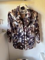 Bexleys Bluse / Blazer weiß braun lila Größe 44 wie neu Niedersachsen - Osnabrück Vorschau