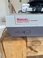Nintendo Enterntainment System mit 4 Controller und ein Spiel Stuttgart - Weilimdorf Vorschau
