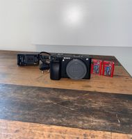 Sony a6300 alpha kamera 4k apsc 1700 Auslösungen Baden-Württemberg - Mühlacker Vorschau