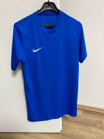 Shirt Nike gr M wie neu Rheinland-Pfalz - Erpel Vorschau