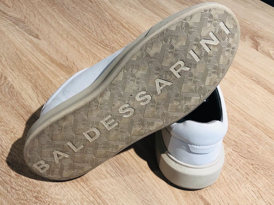 Weiße Herren Sneaker Baldessarini Gr. 46 in Krefeld