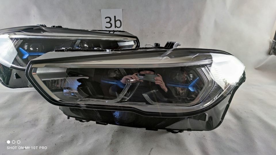 BMW X5 G05 X6 G06 LASERSCHEINWERFER LINKS RECHTS SET in Neu-Isenburg