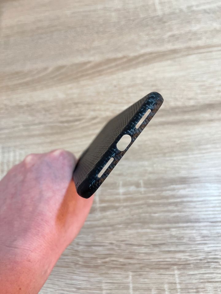IPHONE 11 COVER CARBONSERIES  - 6.1" MAGNET SERIES in Wadgassen