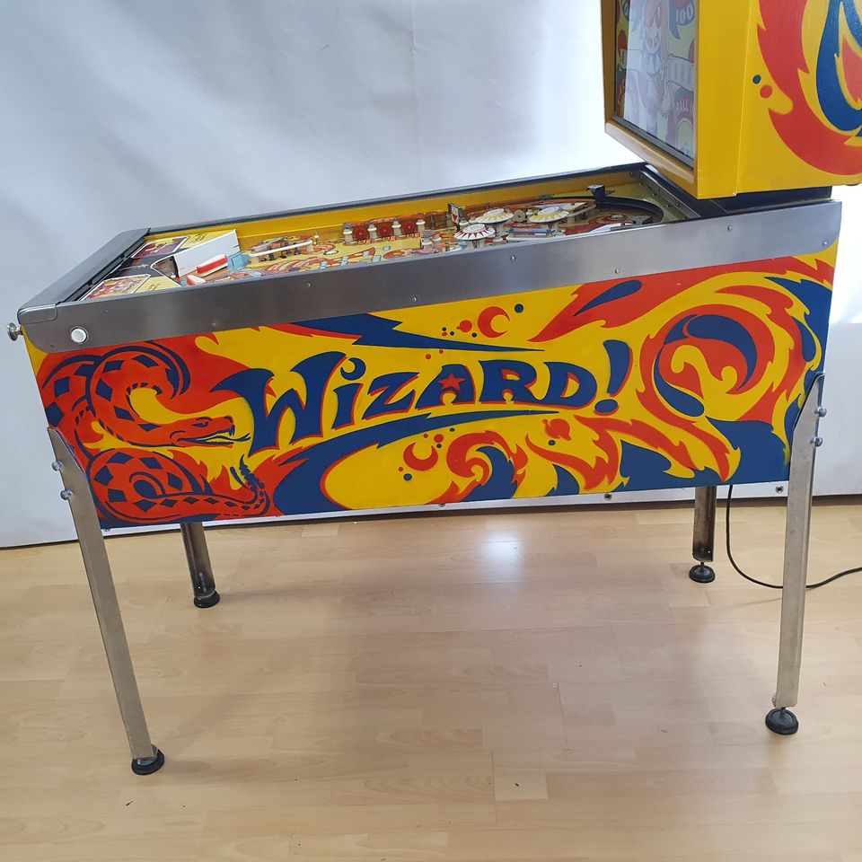 Wizard Flipper/Pinball Automat Bally in Schönaich