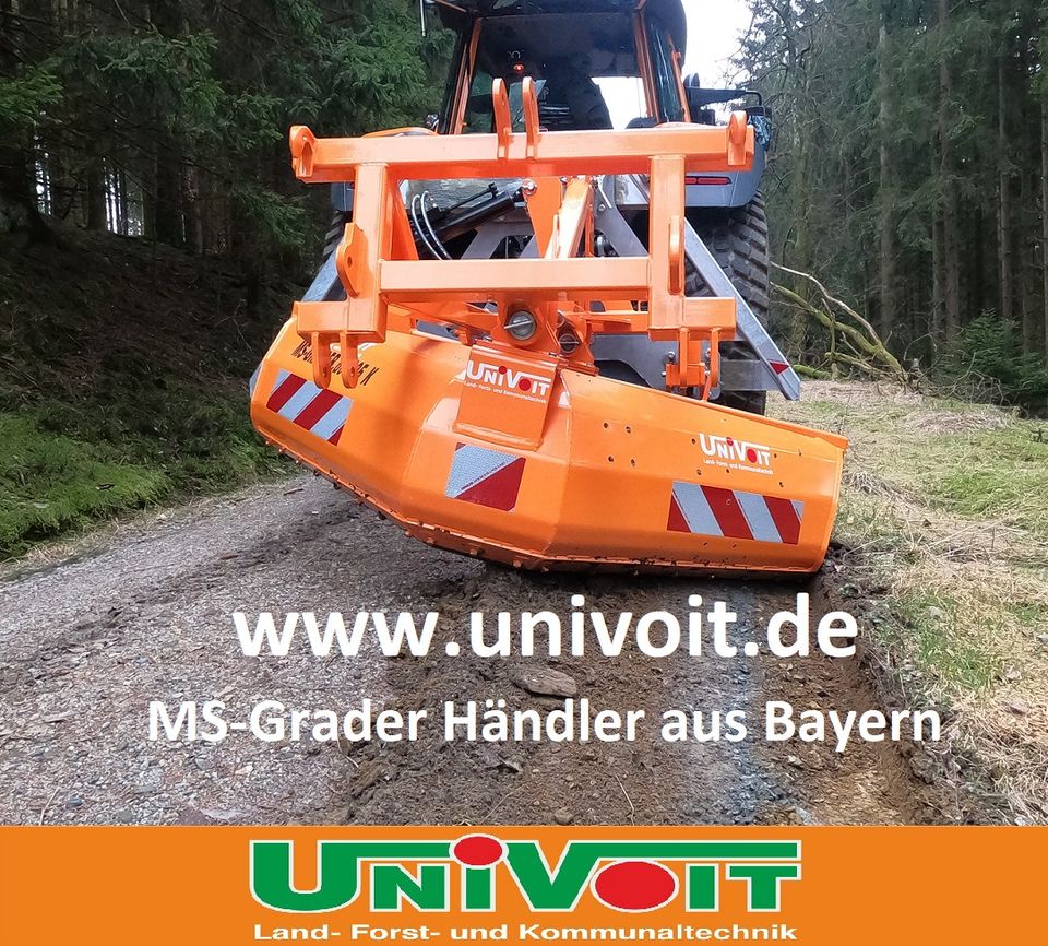 MS Grader 250 Traktor Forst Feld Radweg Wegebau Straßenhobel Jagd in Warmensteinach