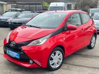 Toyota Aygo x-play touch *nur 47 TKM *Kamera *Bluetooth Aubing-Lochhausen-Langwied - Aubing Vorschau