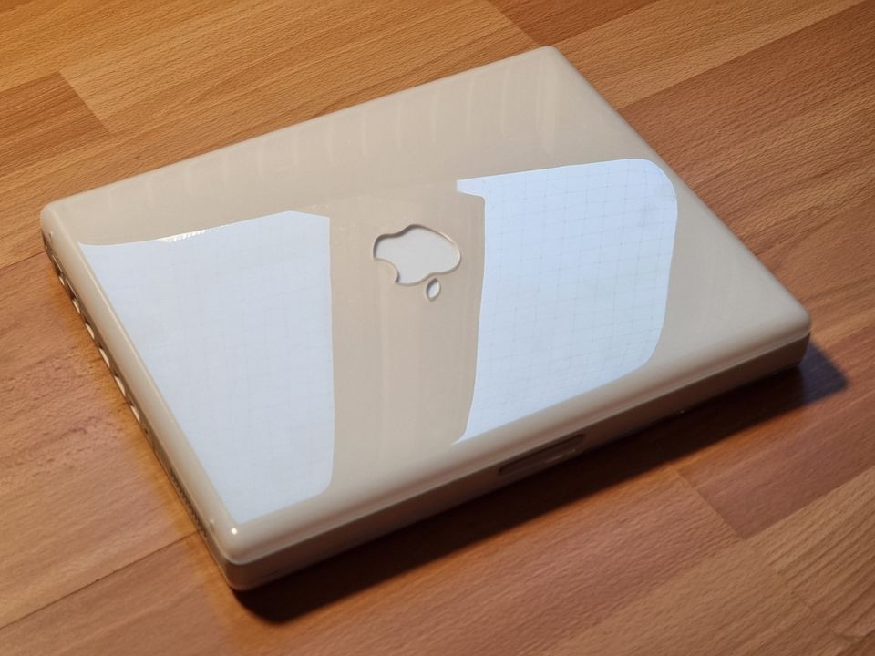 Apple iBook G3 Powerbook - Sammlerstück in Berlin