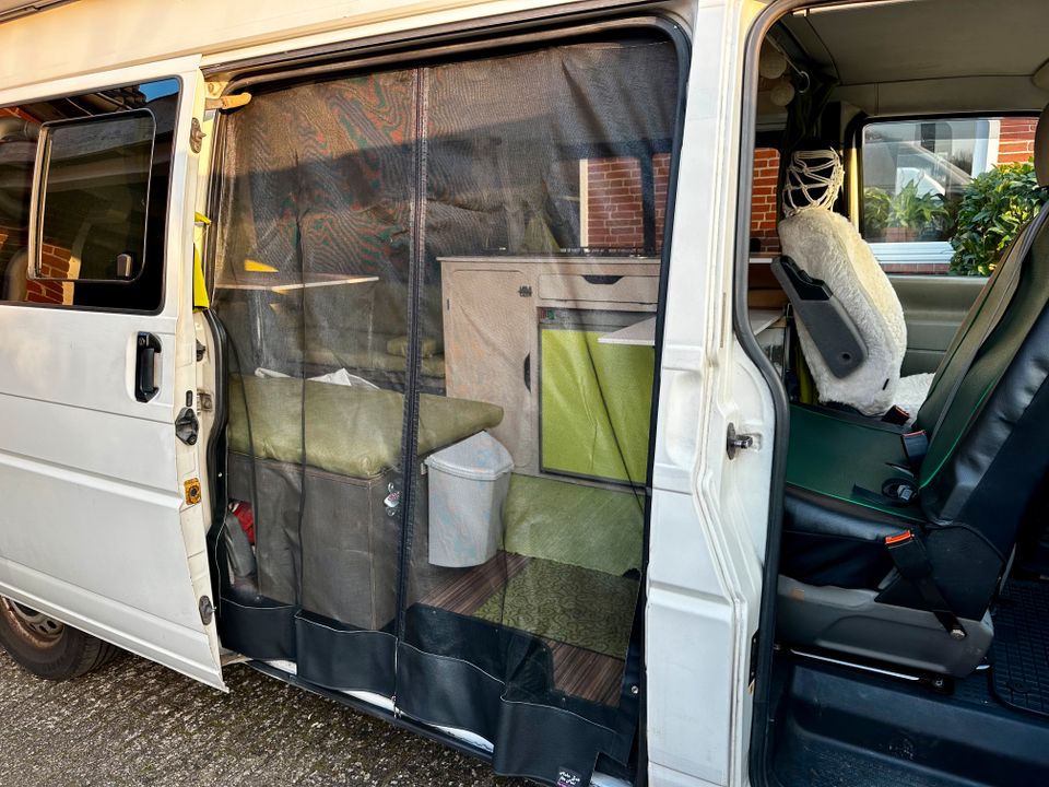 VW Bulli Transporter T4 2,5 TDI lang & hoch mit Grüner Plakette in Worpswede