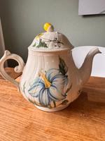 Villeroy &Boch , Teekanne mit Deckel „Bouquet“- wunderschön Hessen - Hofheim am Taunus Vorschau