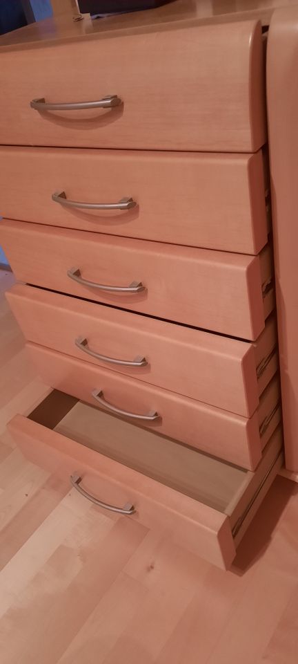 Kommode Schlafzimmer in Hochheim am Main