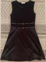Calvin Klein Kleid Größe 152/158 (11 Jahre) Hessen - Glauburg Vorschau