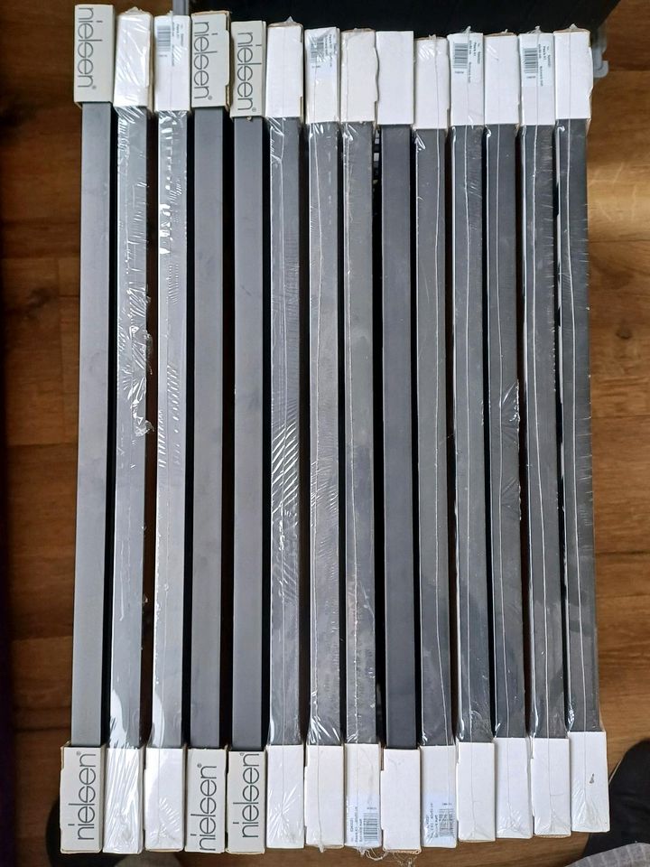 14x Bilderrahmen aus Aluminium 40x50cm in Frohburg