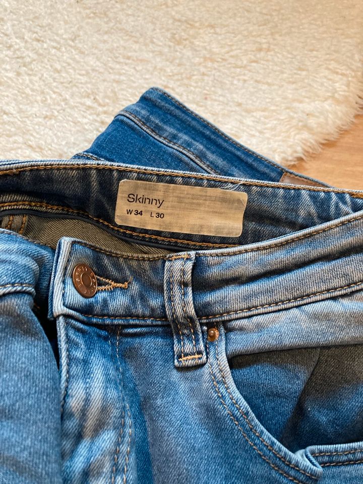 Jeans Hosen Damen in Schöneberg i. Westerwald