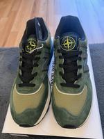 New Balance 574 Stone Island darkgreen EU46,5 / US12 DSWT Hessen - Hochheim am Main Vorschau
