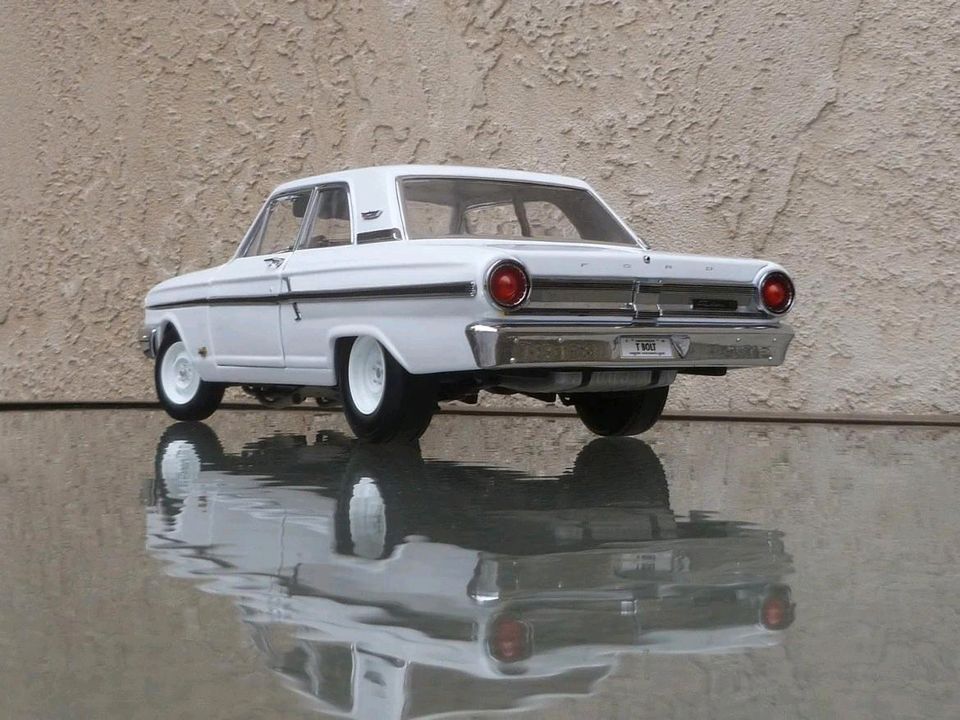 Ford Fairlane Thunderbolt 1967 1/18 Modell wie CMC Autoart in Bad Schussenried