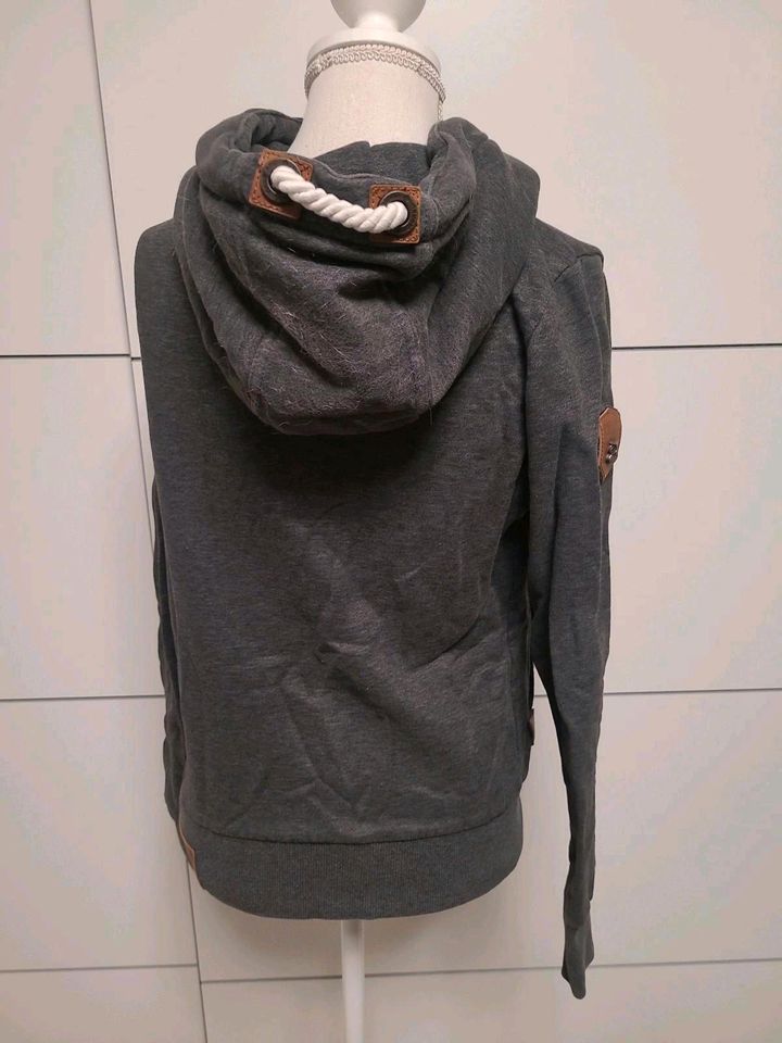 Naketano Hoodie Gr. S in Mönchengladbach