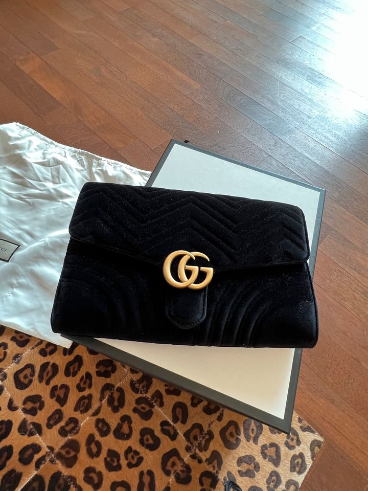 Original Gucci marmont Cluch Velvet in München