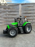 Trecker Deutz x720 Frontlader ( Original Bruder Fahrzeug) Niedersachsen - Dörverden Vorschau