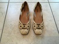 Gabor Pumps Sommer beige Echtleder Größe 39 bzw 6 Nordrhein-Westfalen - Unna Vorschau