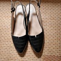 Slingpumps Pumps Größe 39 neuwertig Sachsen - Chemnitz Vorschau