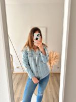 Jeans Jacke Gr. M in Hellblau Hessen - Kelkheim Vorschau