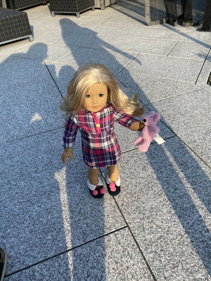 OG Doll Schlafkleidchen, FlauschSchuhe und Teddybär passt AG Doll in Hohenwart