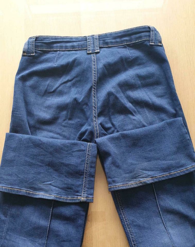H&M Jeans incl Versand in Dahlem