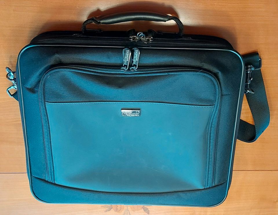 Business Laptop Tasche, Fujitsu Siemens, Polyester, 42x34x10 cm in Bayern -  Erlangen | Notebook gebraucht kaufen | eBay Kleinanzeigen ist jetzt  Kleinanzeigen