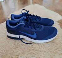 Nike Herren Air Max Advantage Laufschuhe Gr.42,5 NEU Wuppertal - Oberbarmen Vorschau