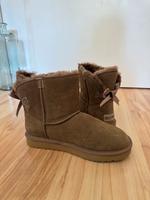 Ugg dupes mit Schleife Skutari Kr. München - Sauerlach Vorschau
