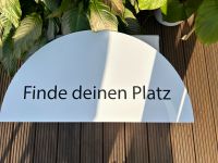 Schild „Finde deinen Platz“, Sitzplatz Leipzig - Mölkau Vorschau