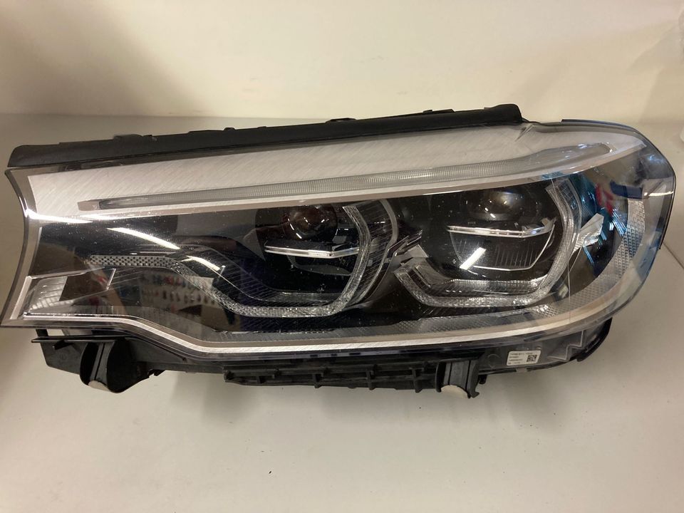 BMW F30 F31 LED Scheinwerfer links 7471307 in Reichenbach