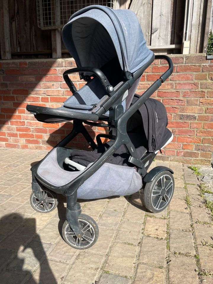 Nuna Kinderwagen Kombi Babyschale plus zwei Sportsitze/ Buggy in Bordesholm