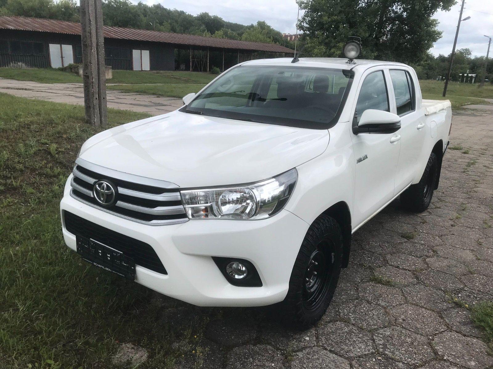Abbildung des Autos Toyota Hilux Double Cab …