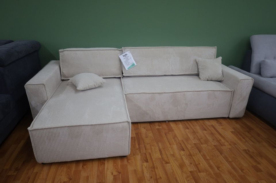 Sofa Couch Wohnlandschaft +Bettfunktion +Stauraum +Kissen in Freudenberg