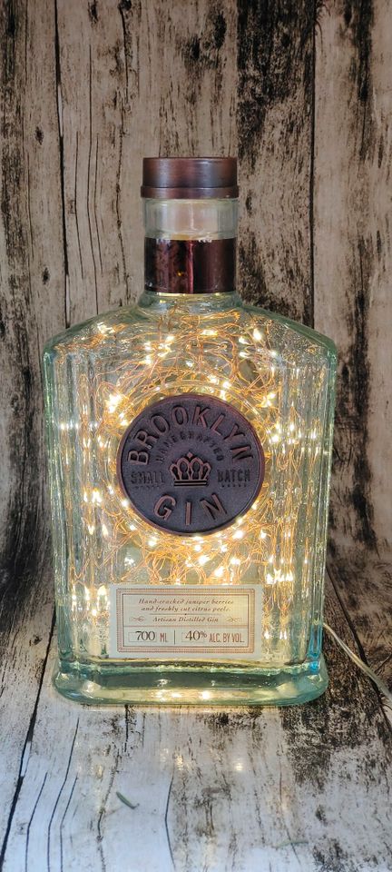 Deko-Lampe, Gin-Lampe, LED Beleuchtung - Brooklyn Gin in Bad Mergentheim