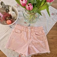♡ kurze Jeanshose / Jeansshort rosa in Gr. 152 von Mango Kids ♡ Bayern - Waldbüttelbrunn Vorschau