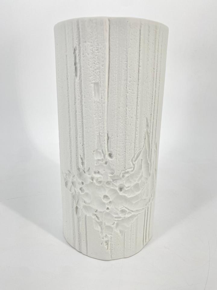 * VASE BISKUITPORZELLAN OP ART HEINRICH FUCHS HUTSCHENREUTHER in Berlin