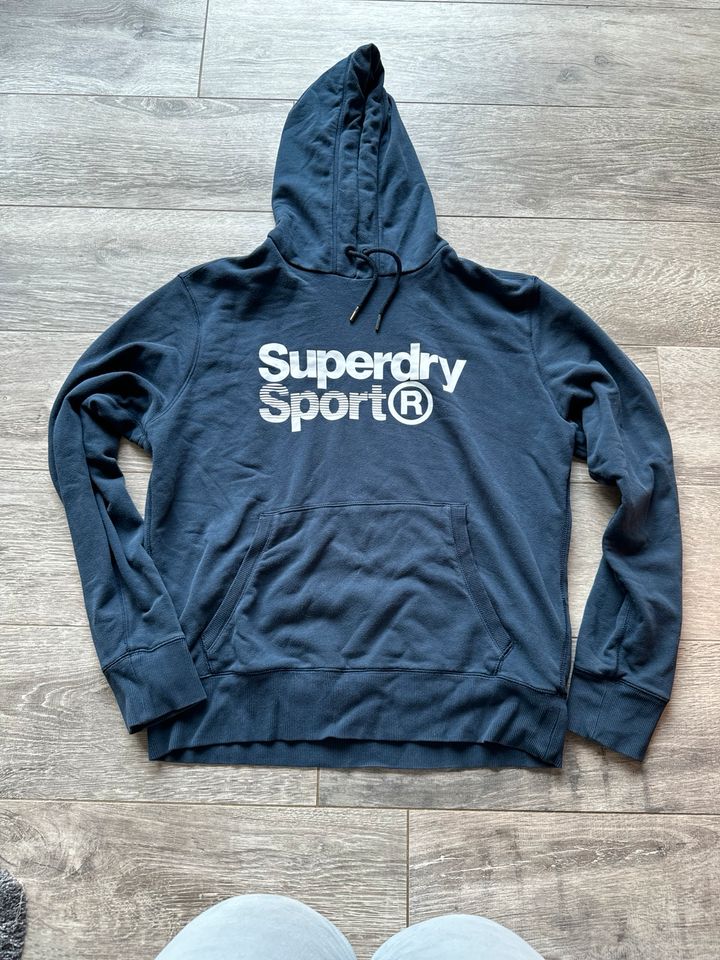 Superdry Sport Hoodie Pullover Gr. XXL in Bünde