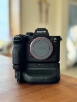 A7R IV (mit Batteriegriff) Sony Kamera Hessen - Biblis Vorschau