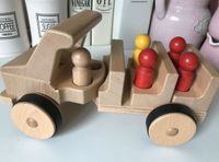 NIC Auto Bus Holzauto neuwertig Spielzeug Düsseldorf - Angermund Vorschau