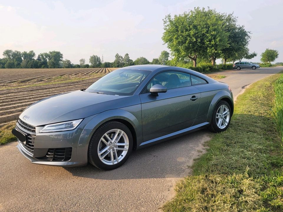 Audi TT Coupé in Datteln