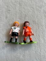 Fußball Spieler Playmobil 2er Set Kr. München - Grünwald Vorschau