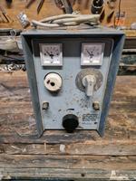 Ladegerät Oldtimer DDR Zeiten  12 / 24 V Brandenburg - Briesen (Mark) Vorschau