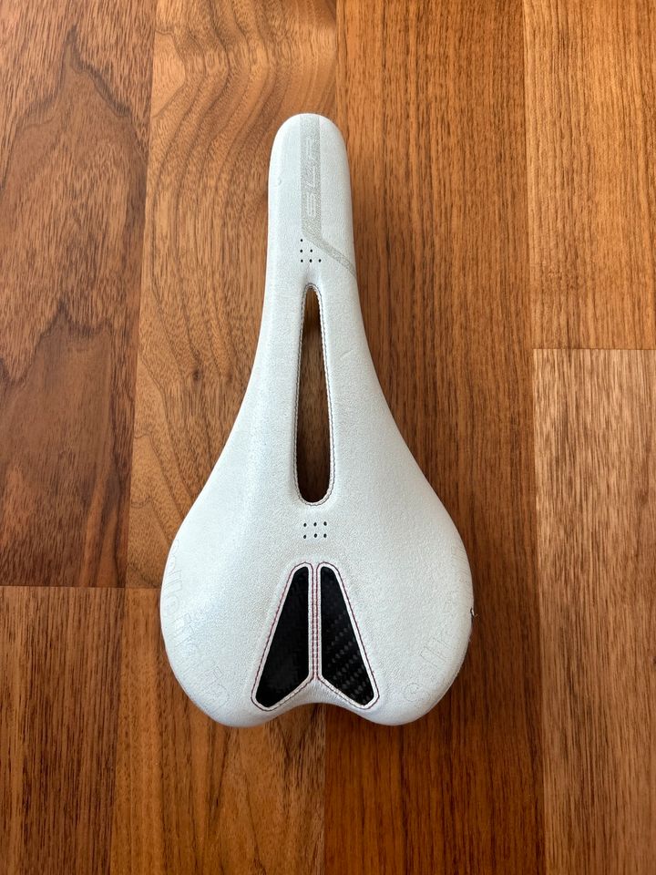 Selle Italia SLR Kit Carbonio Flow Weiß 133mm 126g Retro in Hameln